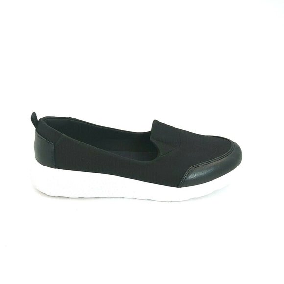 Lands End Womans Slip On Flat Loafer‎ Black 6D - Picture 1 of 10